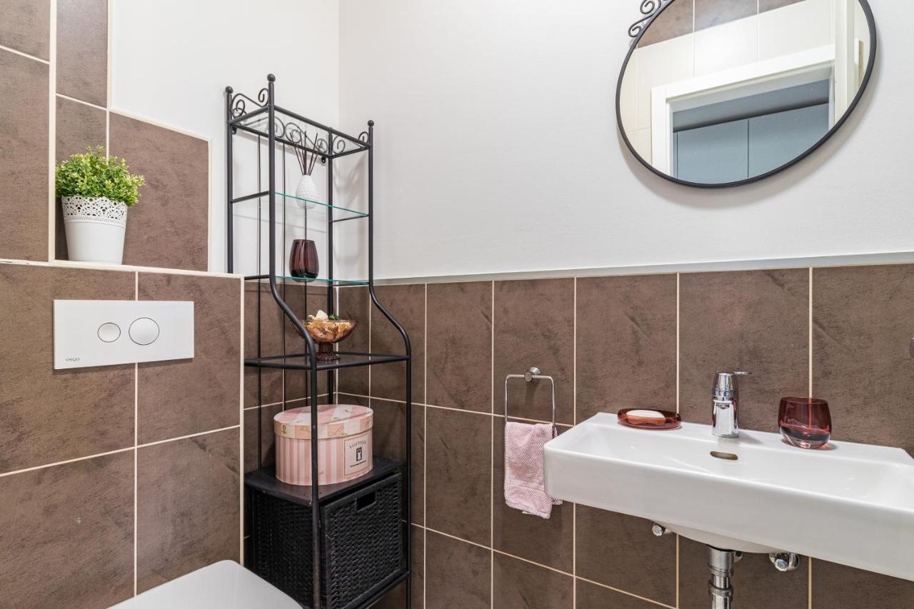 Lovely Istrian Apartment With A Private Swimming Pool And A Charming Garden بنجول المظهر الخارجي الصورة